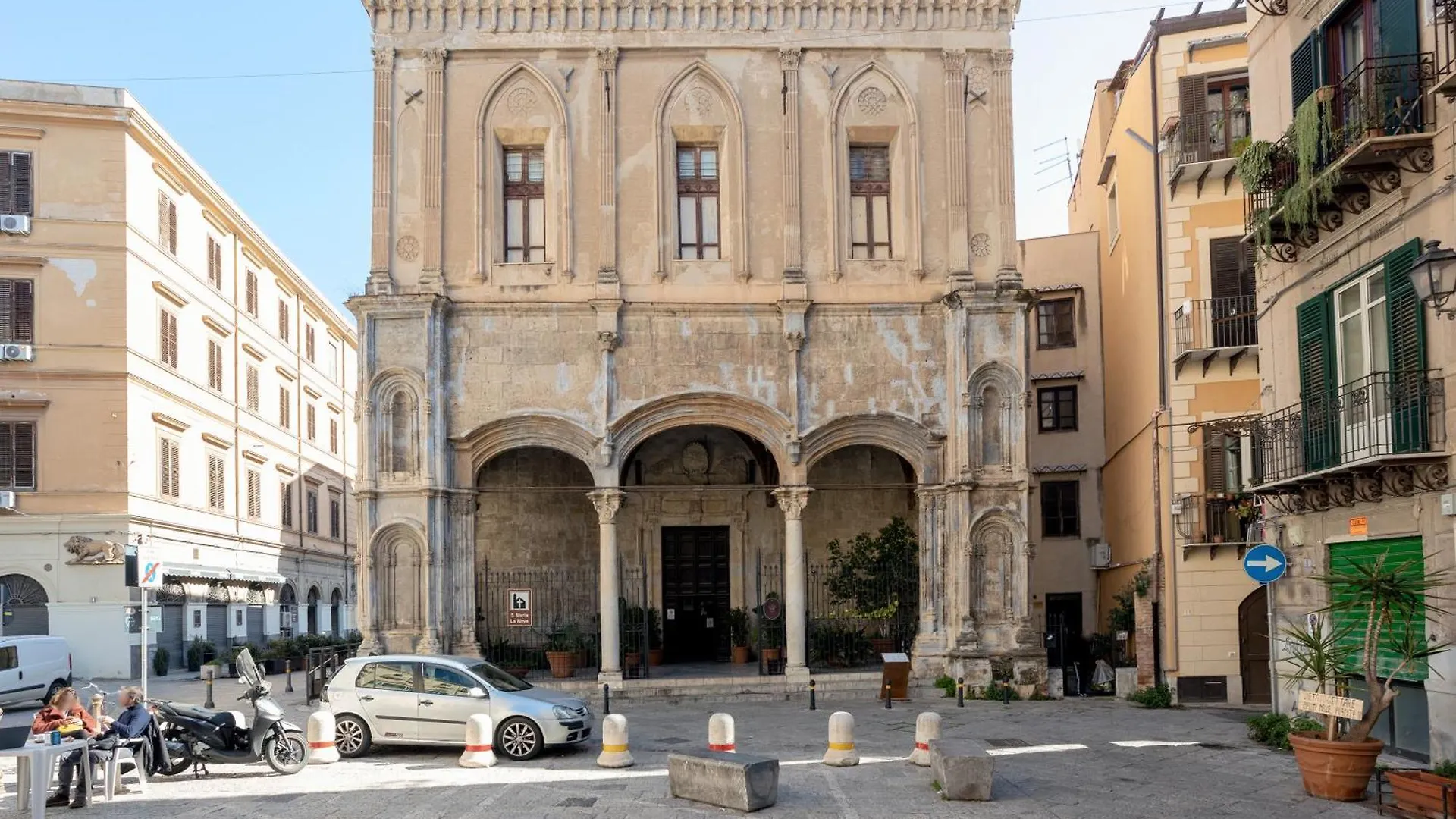 Porta Carbone Residence location